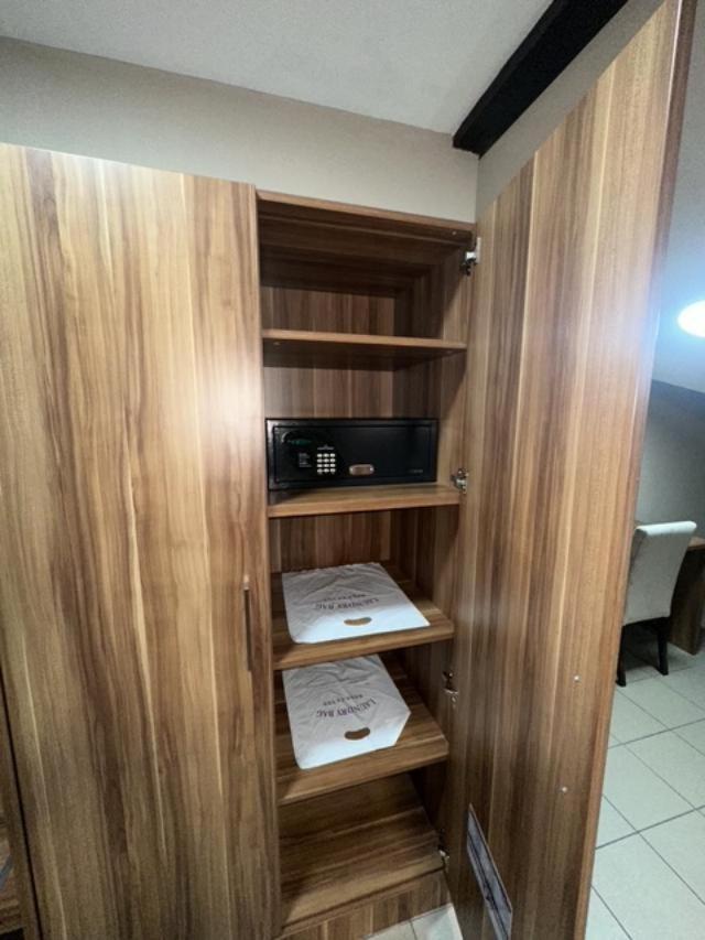 بور Jp Motel Mali Pariz المظهر الخارجي الصورة
